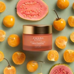 🎉 Host Pick!! 🎉 $98 msrp Joaquina Botanica Crema Esencial